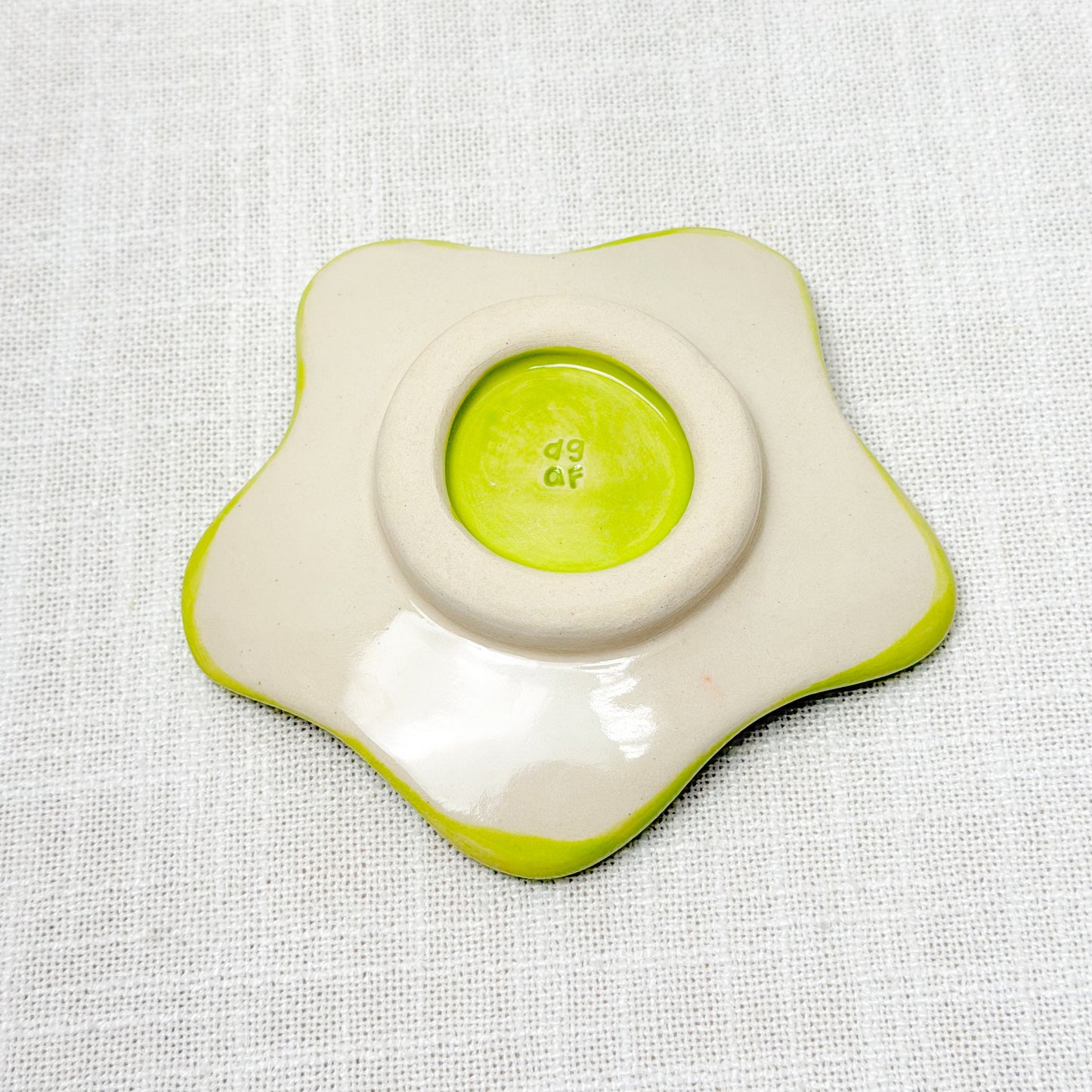 apollo footed dish - natural