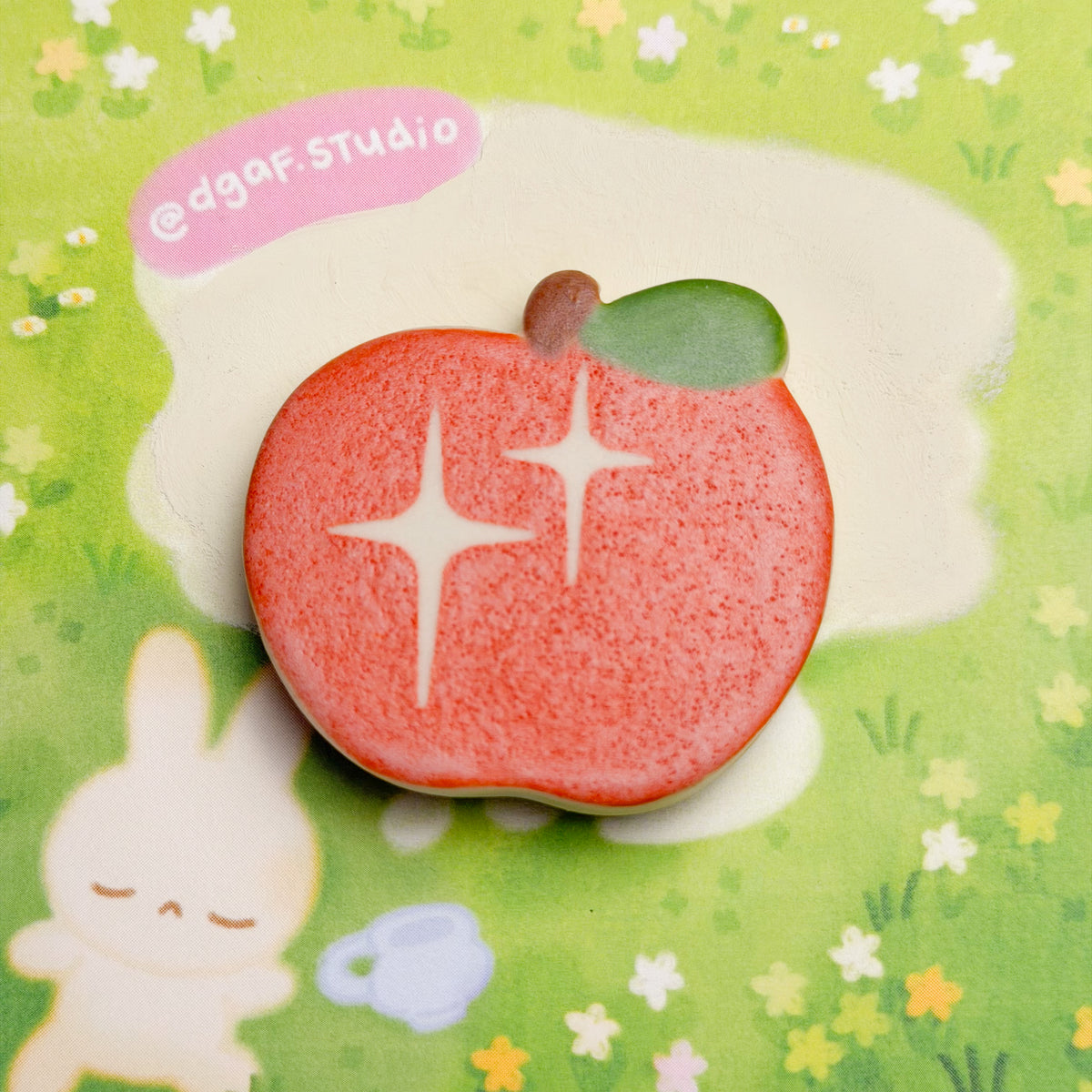 apple magnet (pixie)