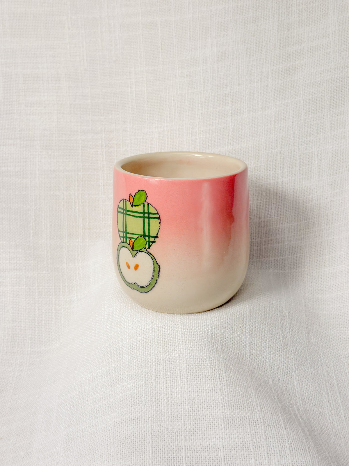 2 apples short cup (pink)