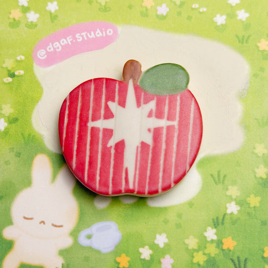apple magnet (cameo)