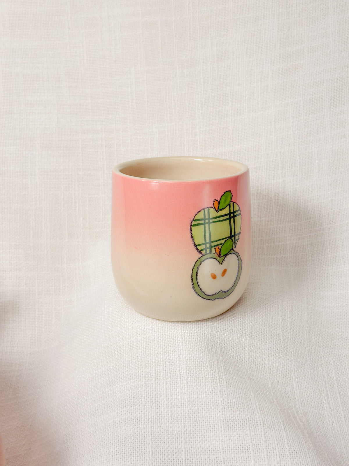 2 apples short cup (pink)