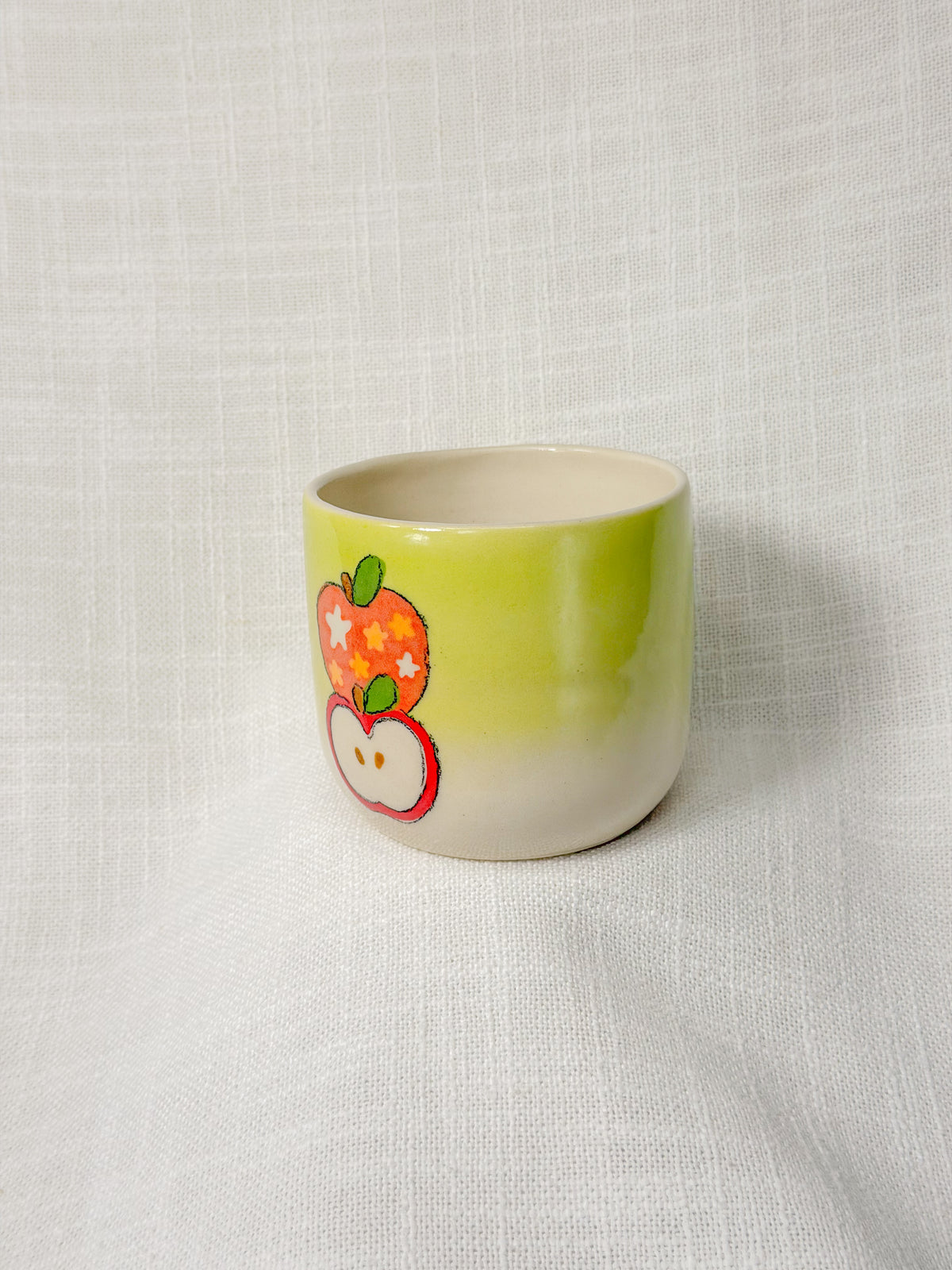 2 apples short cup (green)