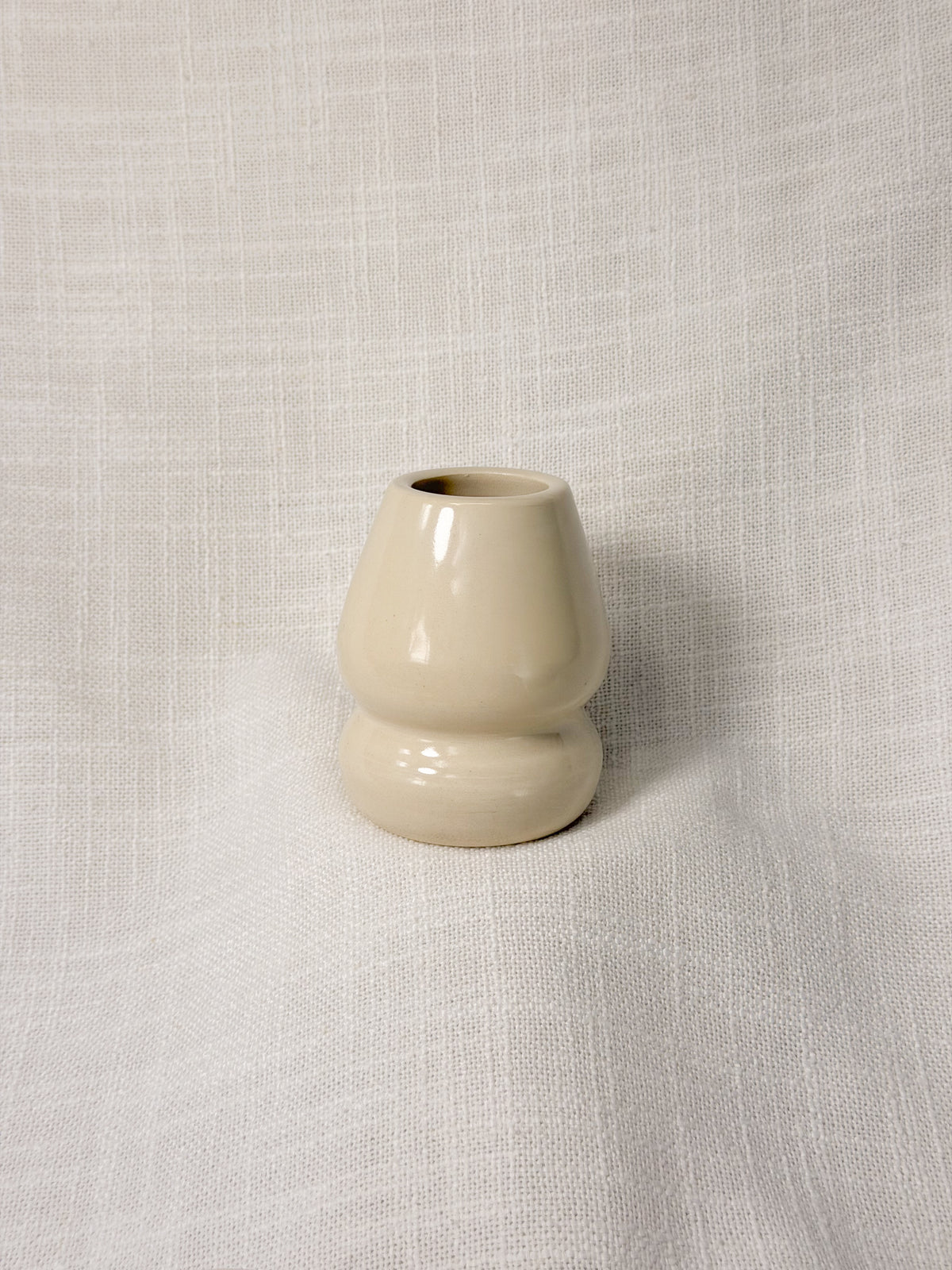 apple matcha whisk holder