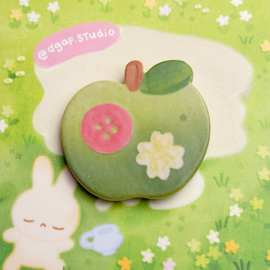 apple magnet (quince)
