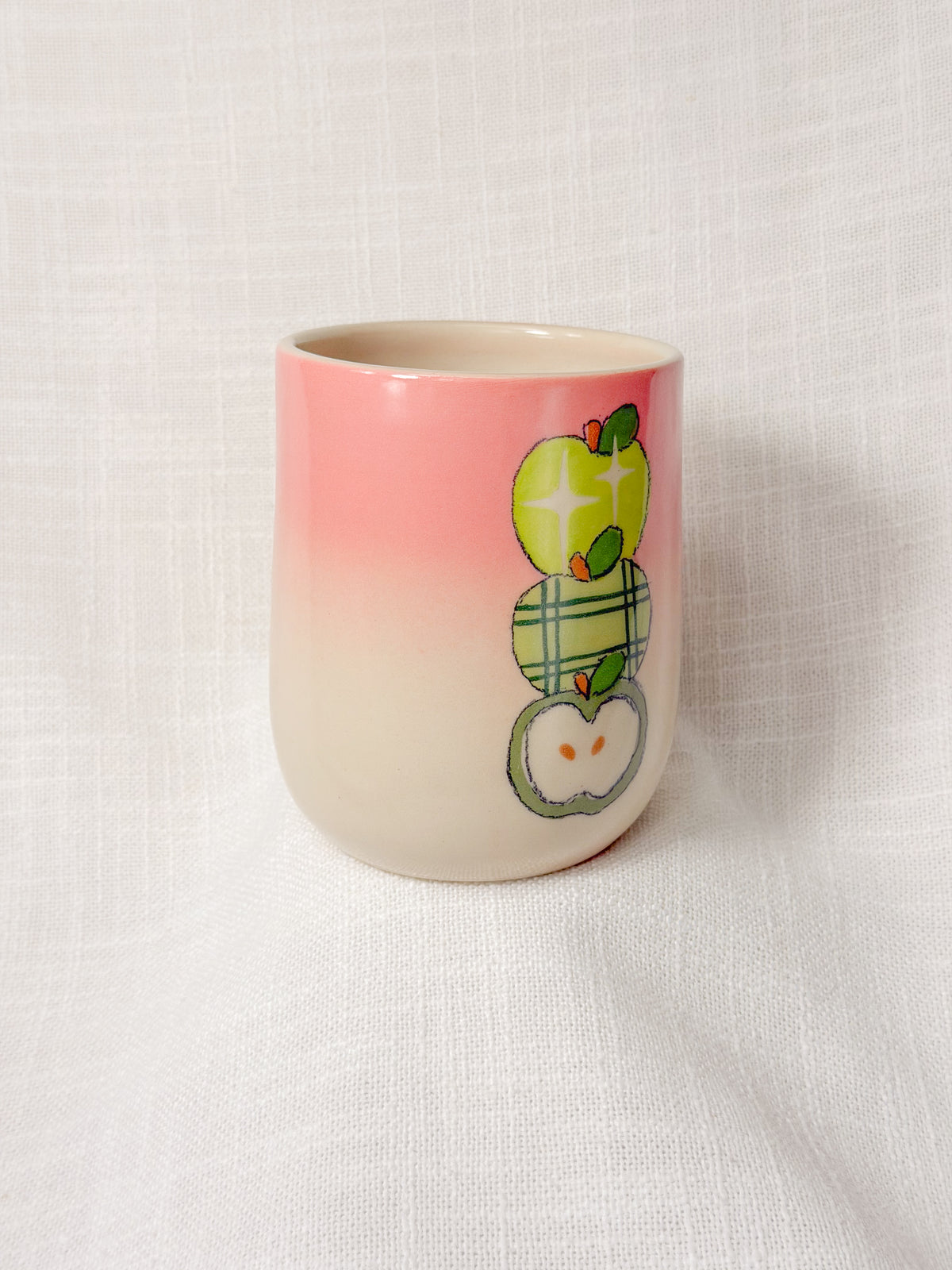 3 apples tall cup (pink)