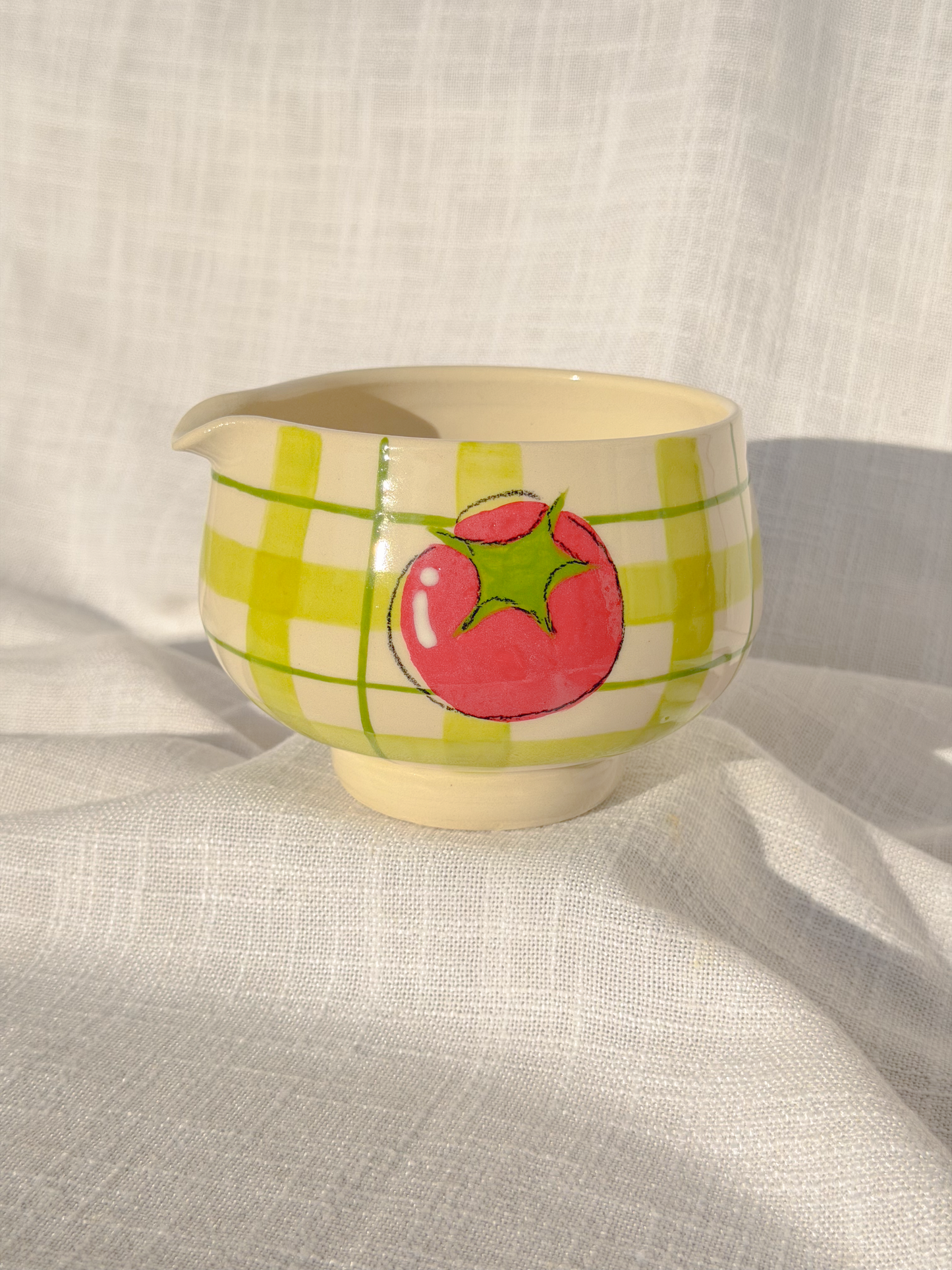 tomato plaid matcha bowl