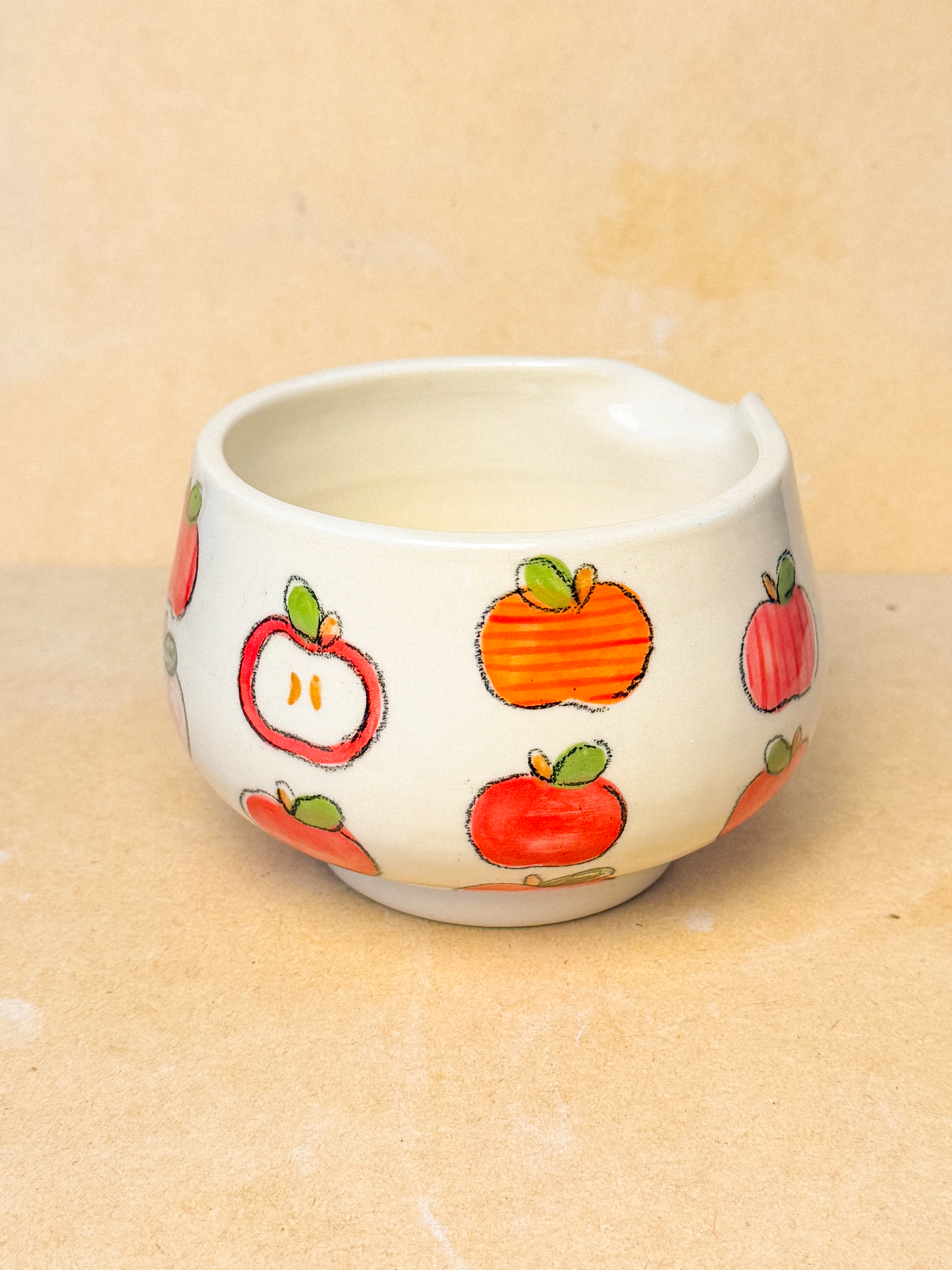 apples matcha bowl - red