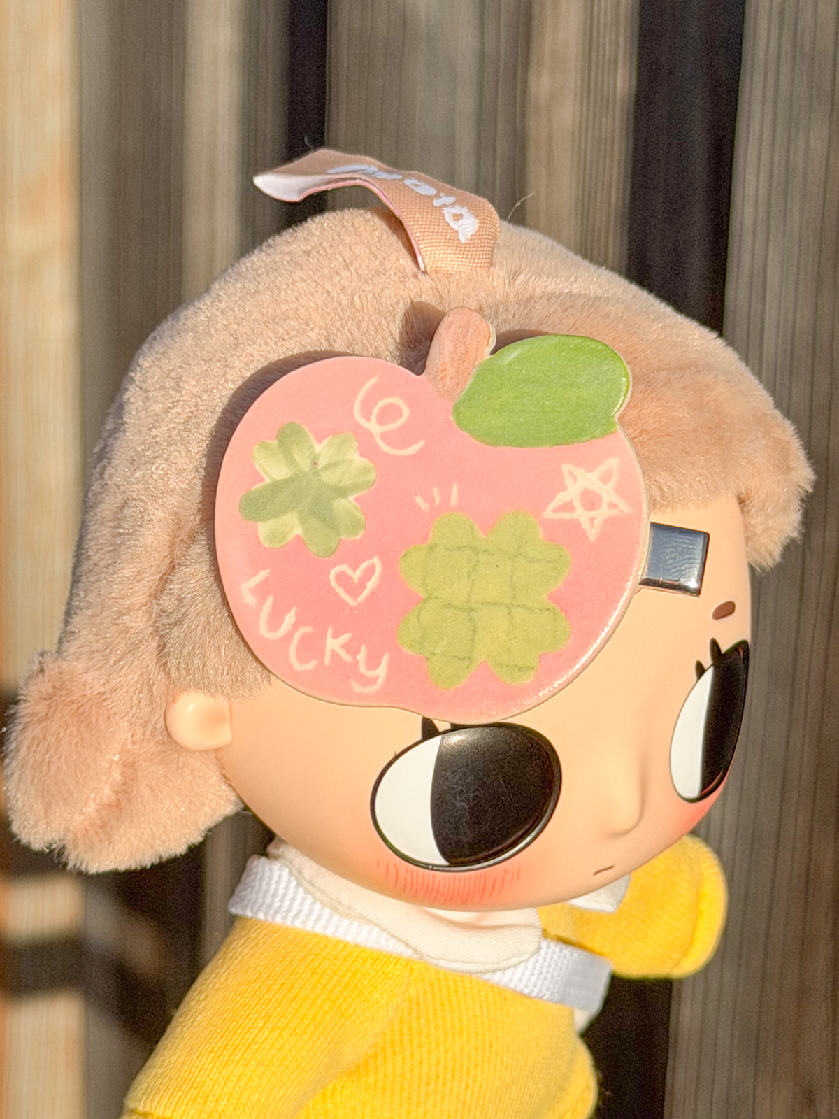 apple hair clip (pink lady)