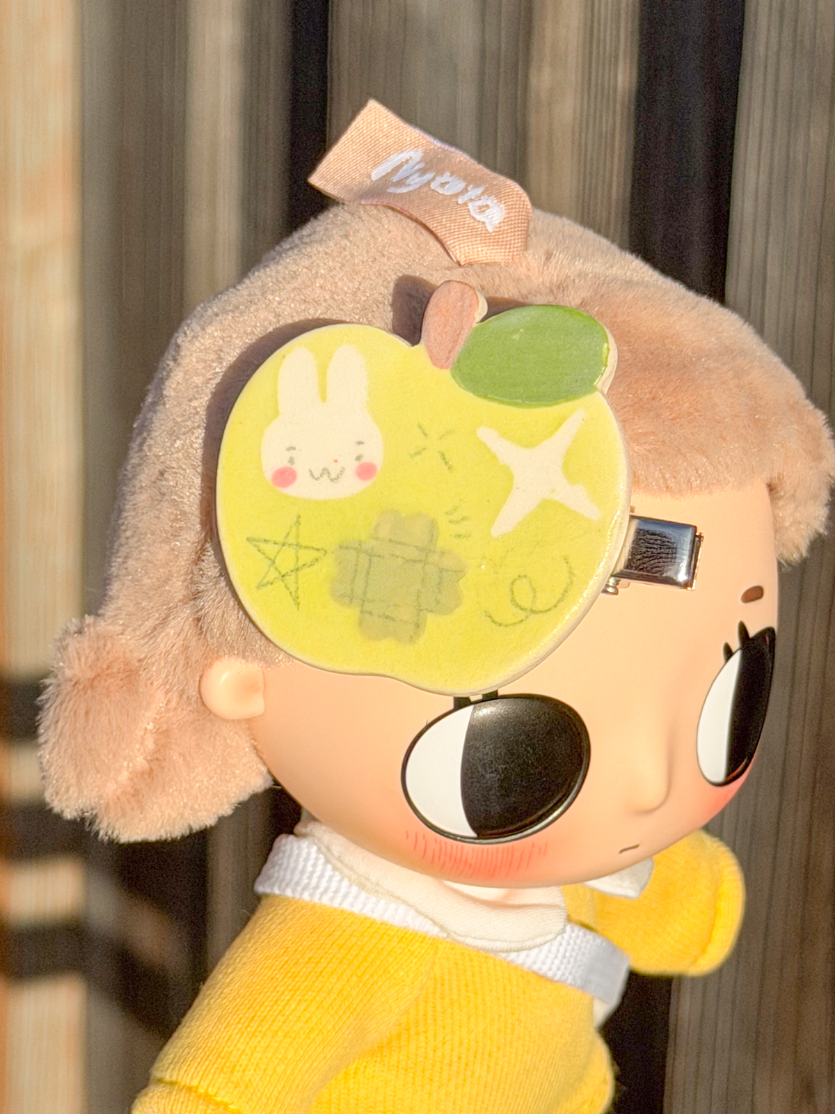 apple hair clip (pippin)